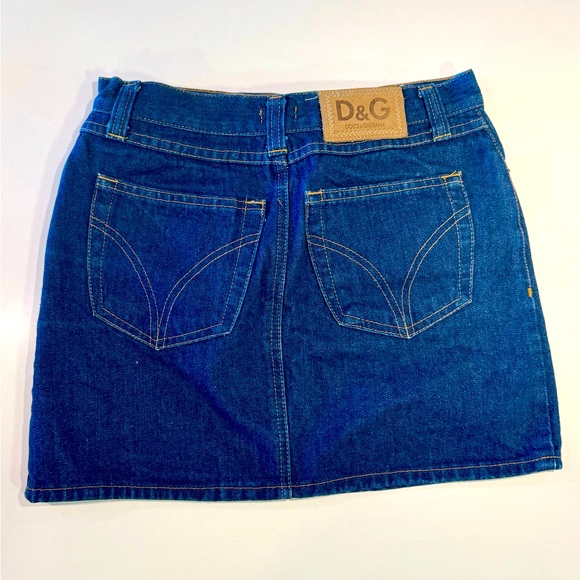 Dolce & Gabanna Jeans Mini Skirt (Size 24) - Picture 2 of 3